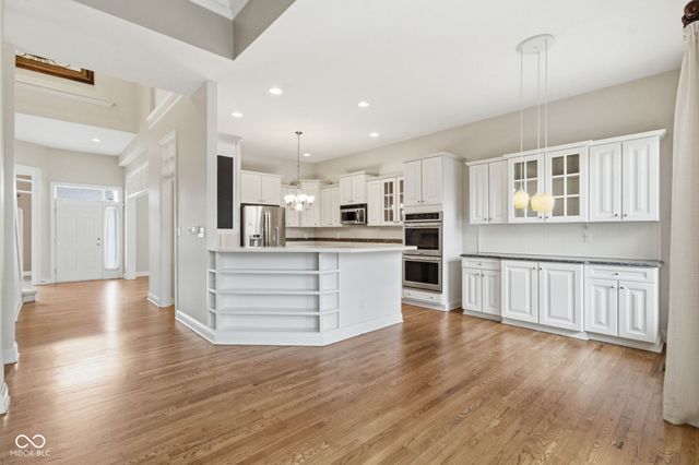 5714 Opus Drive, Carmel, IN 46033