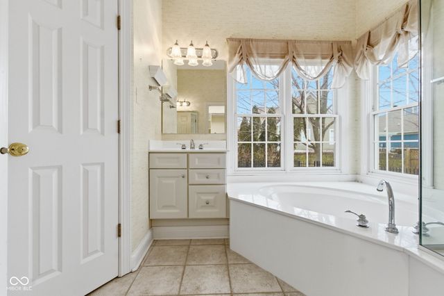 5714 Opus Drive, Carmel, IN 46033