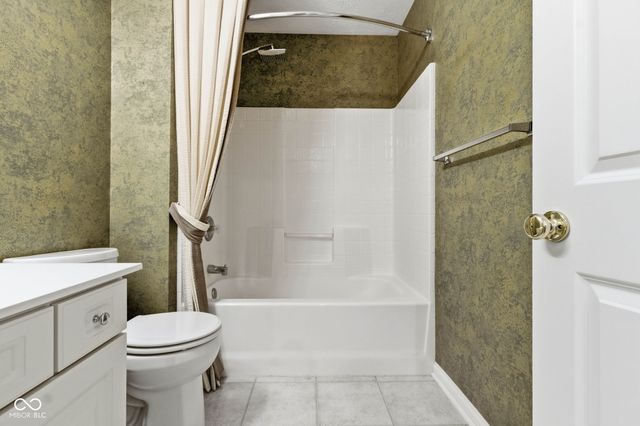 5714 Opus Drive, Carmel, IN 46033