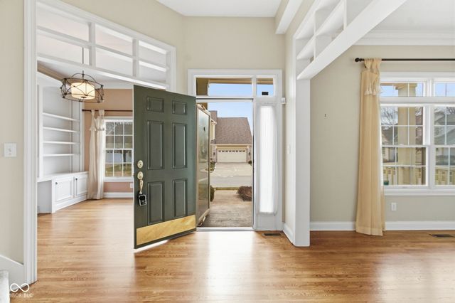 5714 Opus Drive, Carmel, IN 46033