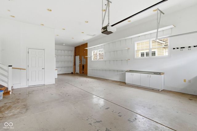 5714 Opus Drive, Carmel, IN 46033