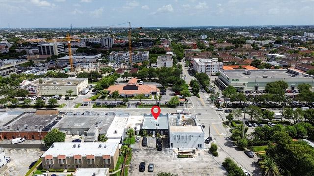 180 Hialeah Dr, Hialeah, FL 33010