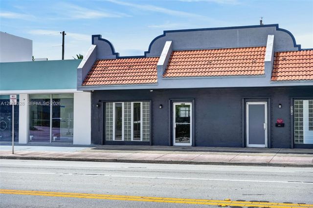 180 Hialeah Dr, Hialeah, FL 33010