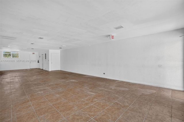 180 Hialeah Dr, Hialeah, FL 33010