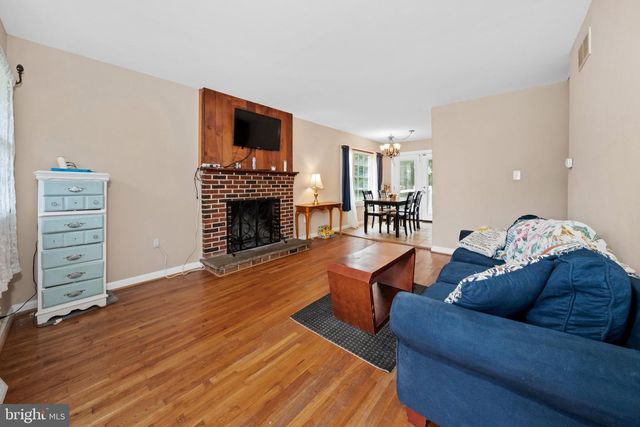 1103 WAGONER DR, Wilmington, DE 19805