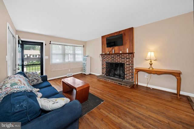 1103 WAGONER DR, Wilmington, DE 19805