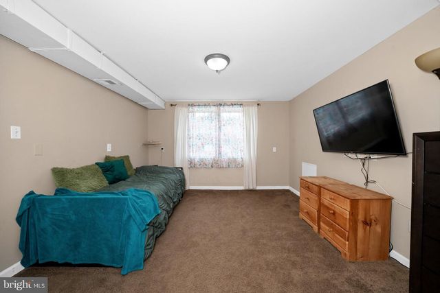1103 WAGONER DR, Wilmington, DE 19805