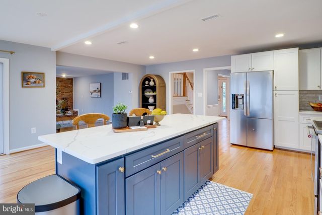 11844 CLARA WAY, Fairfax Station, VA 22039