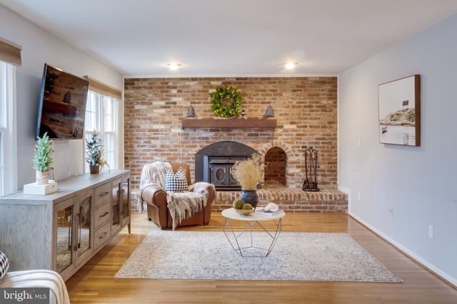 11844 CLARA WAY, Fairfax Station, VA 22039