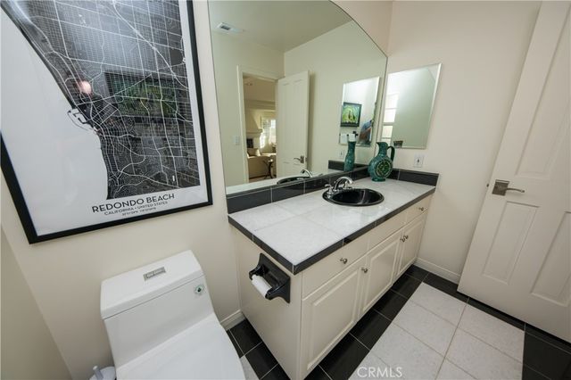 1021 Avenue D, Redondo Beach, CA 90277