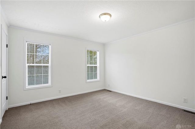 423 Kalynn Circle, Fairborn, OH 45324