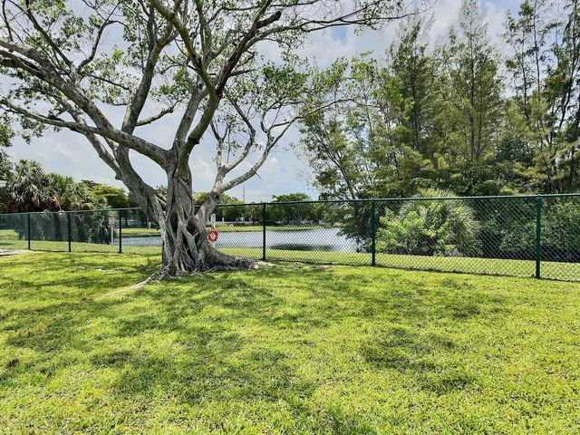 4570 NW 16th Terrace, Tamarac, FL 33309
