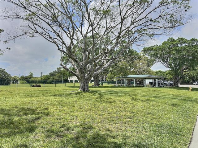 4570 NW 16th Terrace, Tamarac, FL 33309