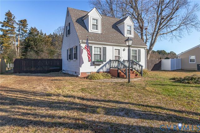 151 Badger Rd, Deltaville, VA 23043