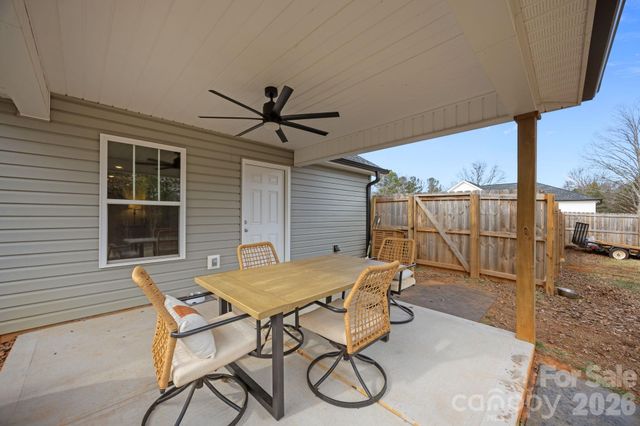 1464 King Road, York, SC 29745