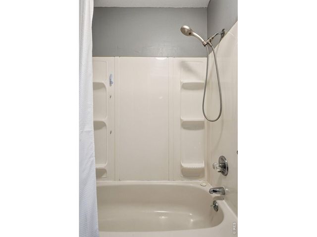 7911 Countryside Dr 131, Niwot, CO 80503