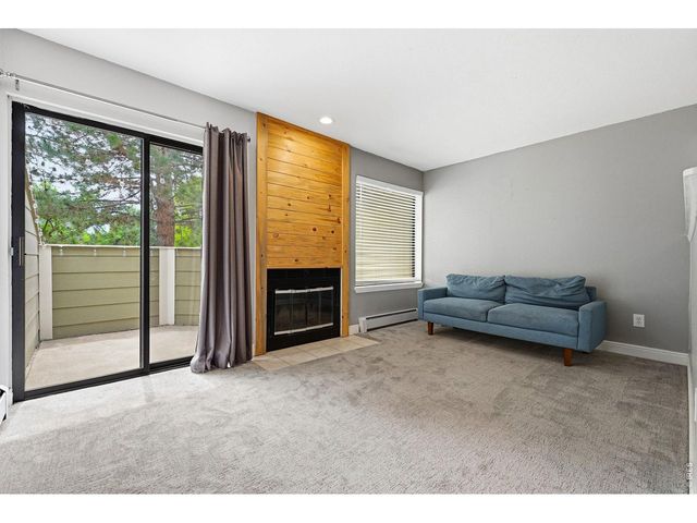 7911 Countryside Dr 131, Niwot, CO 80503
