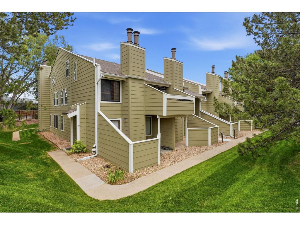 7911 Countryside Dr 131, Niwot, CO 80503