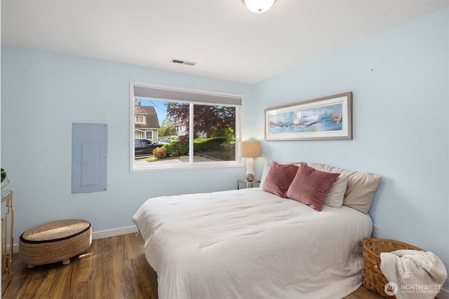 3912 S Orcas Street, Seattle, WA 98118