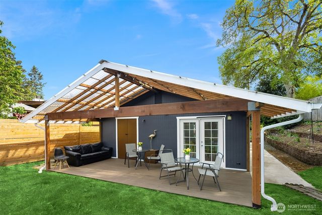 3912 S Orcas Street, Seattle, WA 98118