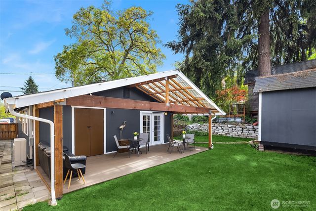 3912 S Orcas Street, Seattle, WA 98118