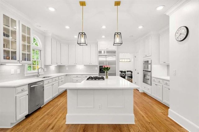 702 Cheswich Overlook SE, Marietta, GA 30067