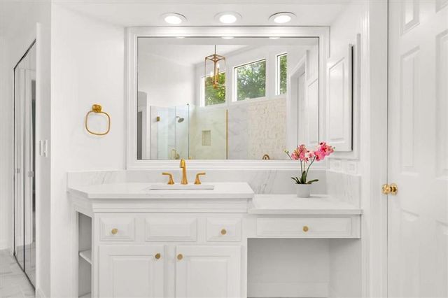 702 Cheswich Overlook SE, Marietta, GA 30067