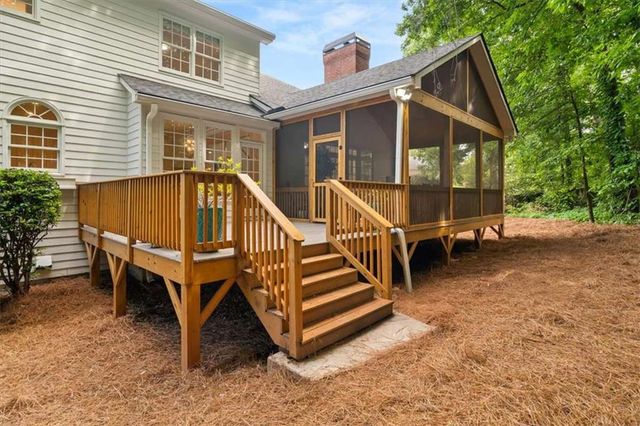 702 Cheswich Overlook SE, Marietta, GA 30067