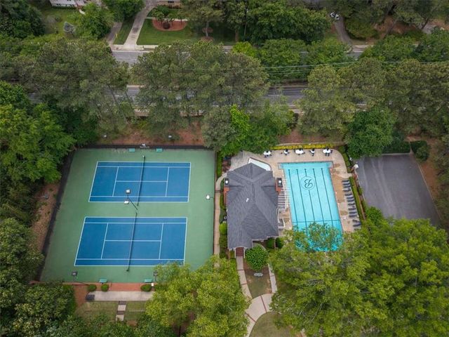 702 Cheswich Overlook SE, Marietta, GA 30067