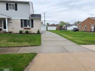 31635 Couchez Street, St Clair Shores, MI 48082