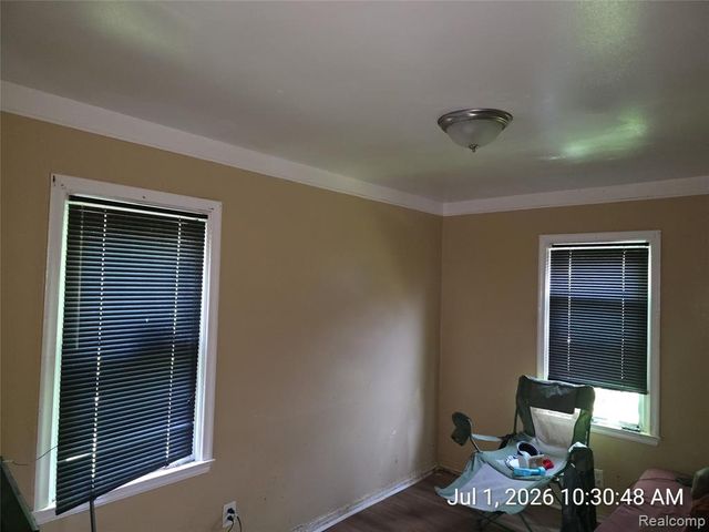 8499 Westwood Street, Detroit, MI 48228