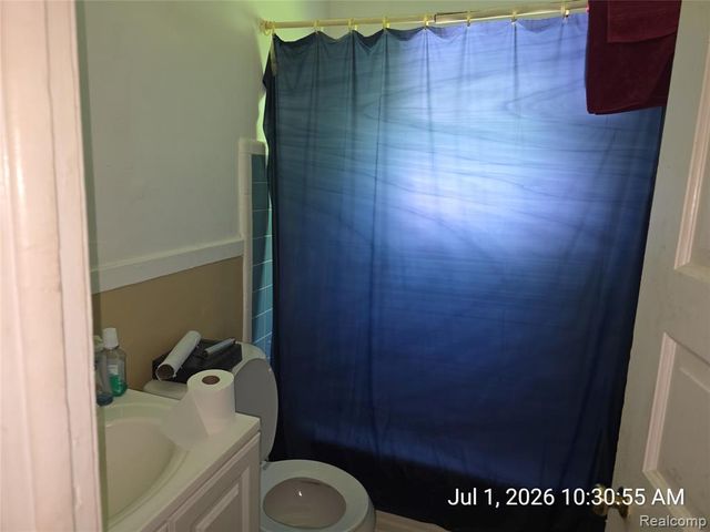 8499 Westwood Street, Detroit, MI 48228