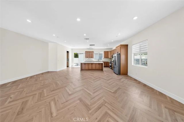 8018 Shadyglade Avenue, North Hollywood, CA 91605