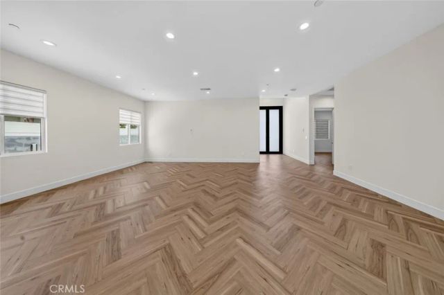 8018 Shadyglade Avenue, North Hollywood, CA 91605