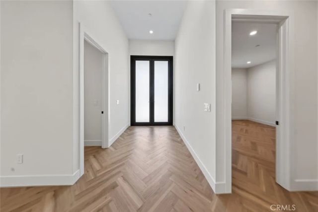 8018 Shadyglade Avenue, North Hollywood, CA 91605