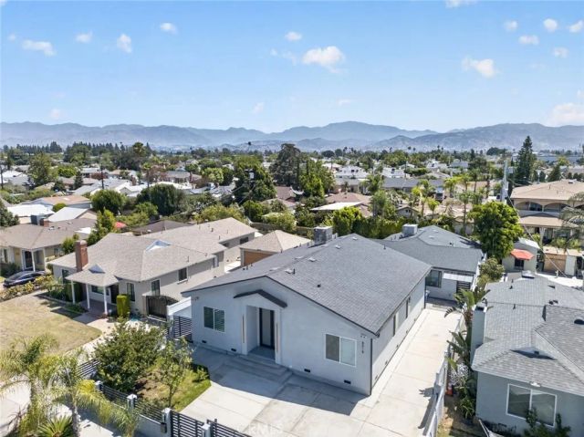 8018 Shadyglade Avenue, North Hollywood, CA 91605