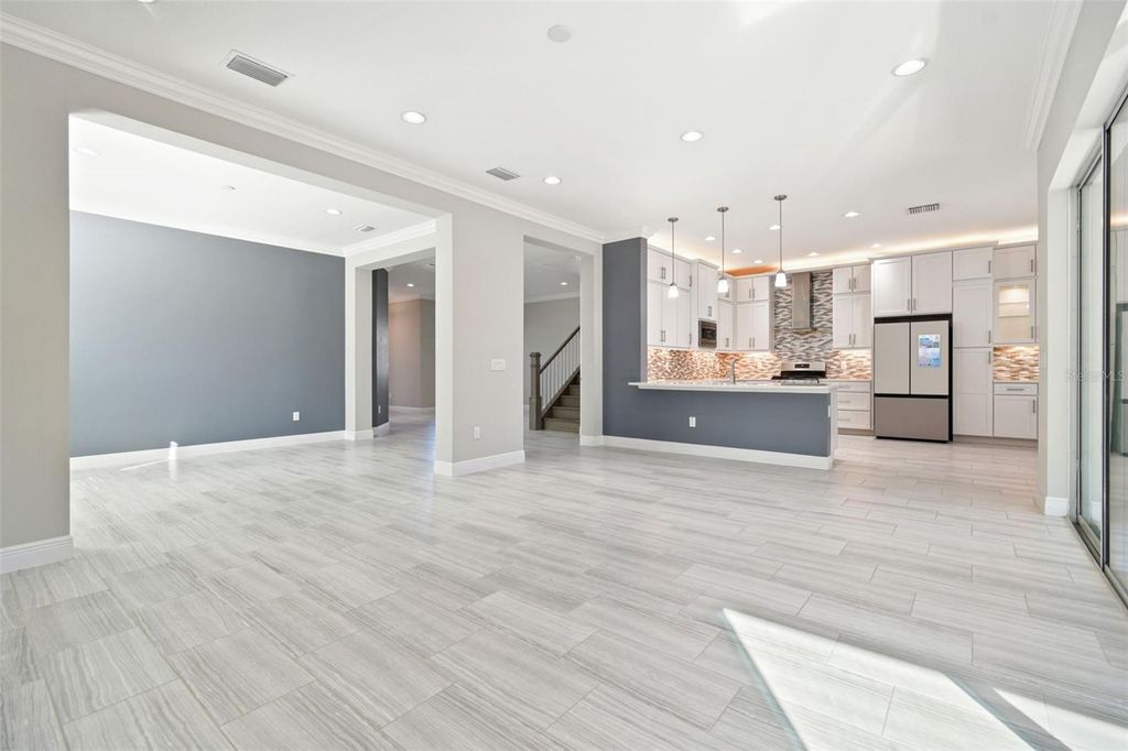 Image 18 of property listing at 30578 CEASAR PARK DRIVE, Wesley Chapel, FL 33543