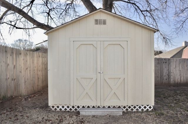 229 Lancelot Drive, Weatherford, TX 76086