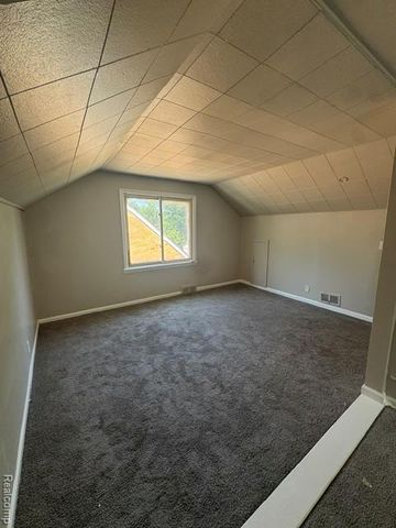 10006 Auburn Street, Detroit, MI 48228