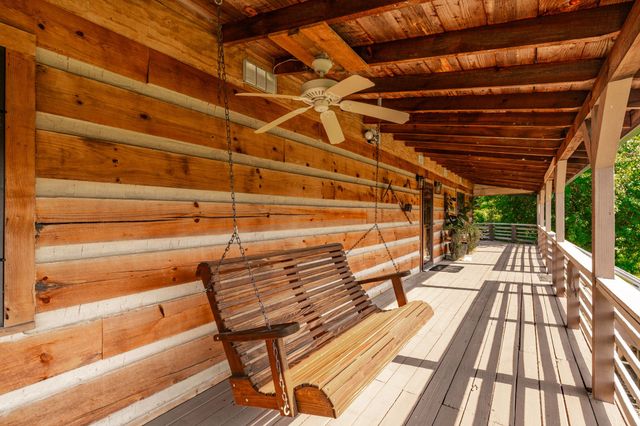 825 Harsh Ln, Castalian Springs, TN 37031