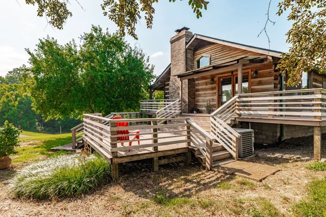 825 Harsh Ln, Castalian Springs, TN 37031