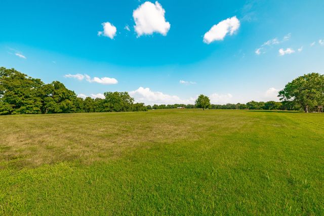 825 Harsh Ln, Castalian Springs, TN 37031