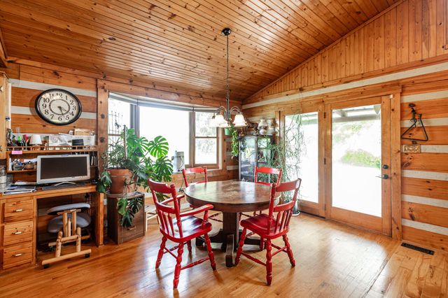 825 Harsh Ln, Castalian Springs, TN 37031