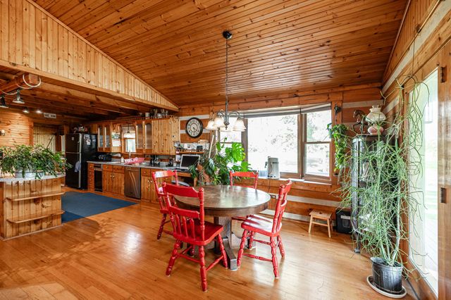825 Harsh Ln, Castalian Springs, TN 37031