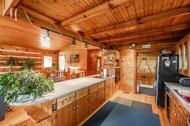 825 Harsh Ln, Castalian Springs, TN 37031