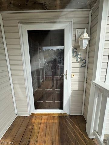 662 Seawatch CV, Virginia Beach, VA 23451