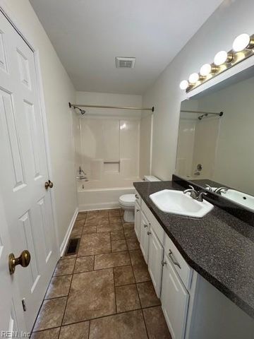 662 Seawatch CV, Virginia Beach, VA 23451