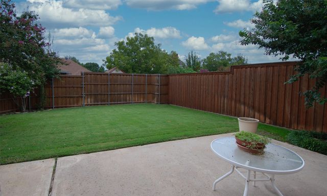 1685 Shannon Drive, Lewisville, TX 75077