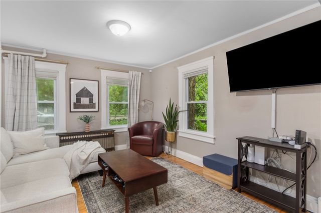 1315 New London Avenue, Cranston, RI 02920