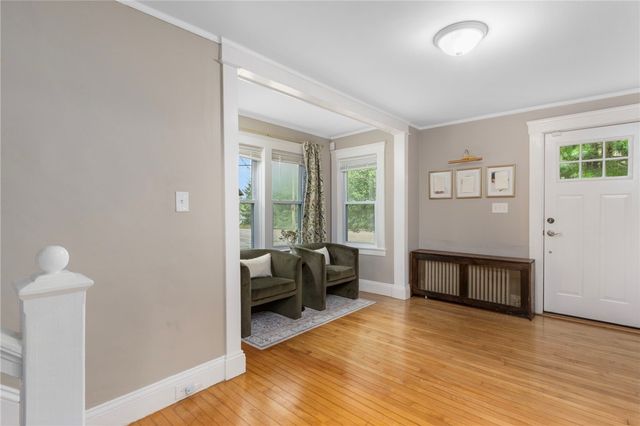 1315 New London Avenue, Cranston, RI 02920